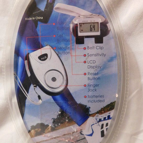 Accu Step Pedometer with Heart Rate Monitor - Picture 3 of 4